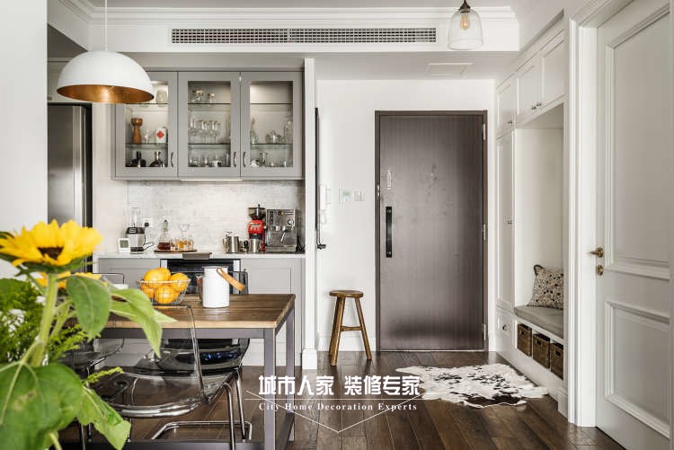 95平米兩居室室內裝修 打造通透精致居家空間 95平米兩居室室內裝修 打造通透精致居家空間